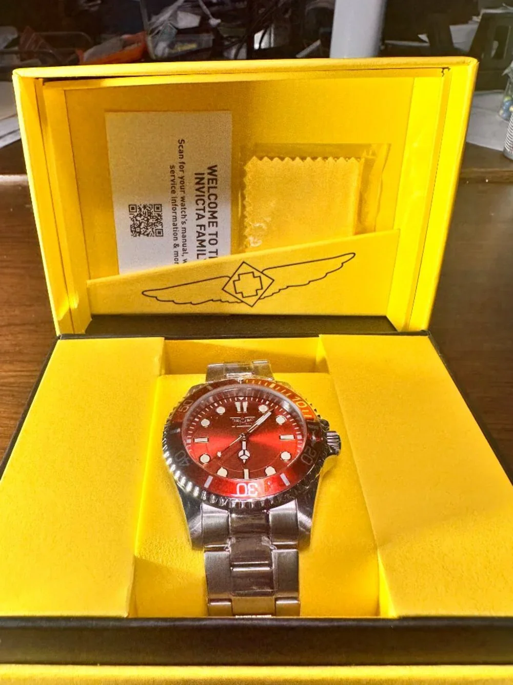 Brand New Invicta Pro Diver Watch – Bold Red Dial & Bezel – Stainless Steel (In